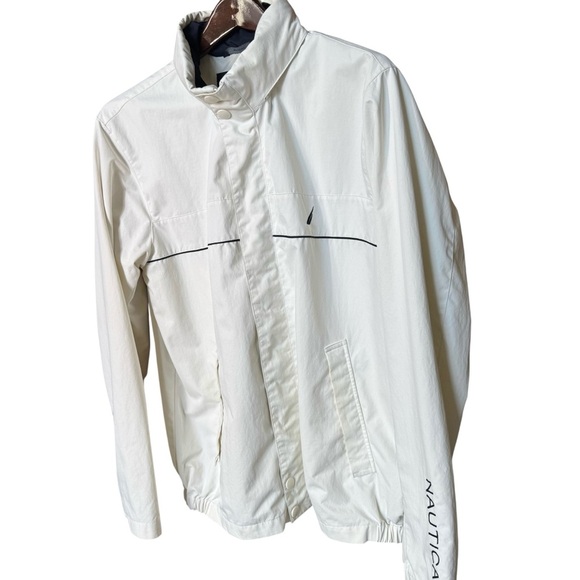 Nautica Men's Large White Sailing Windbreaker Jacket Hood Under Collar Tuck - Picture 3 of 12